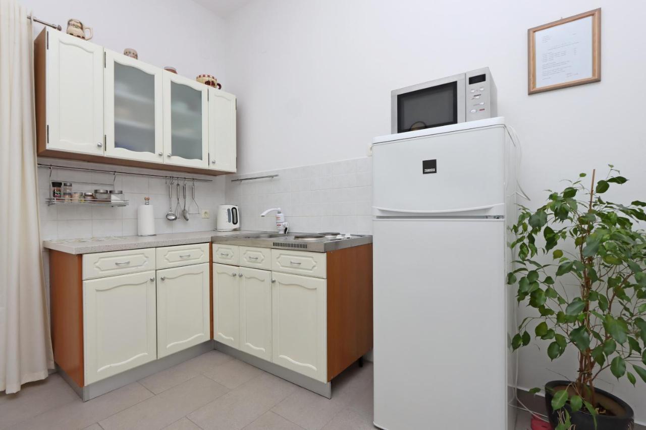 Apartments With A Parking Space Kornic, Krk - 415 Ngoại thất bức ảnh